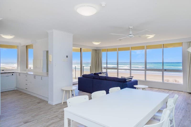 GC Housekeeping - Cleaners in Broadbeach Waters, QLD