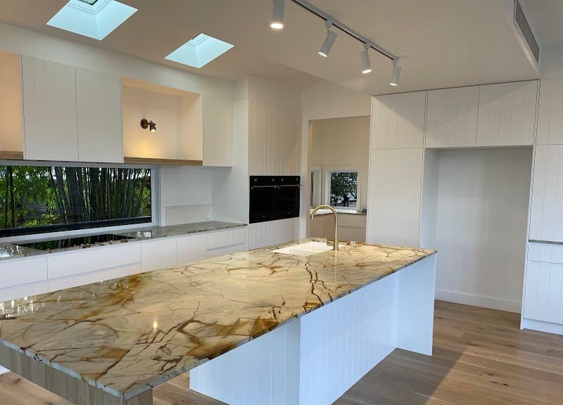 Gold Coast Clean & Sheen - Bond Cleaners in Palm Beach, QLD