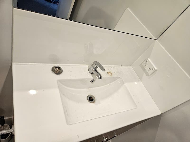 S & J Cleaning Crew - Bond Cleaners in Glass House Mountains, QLD