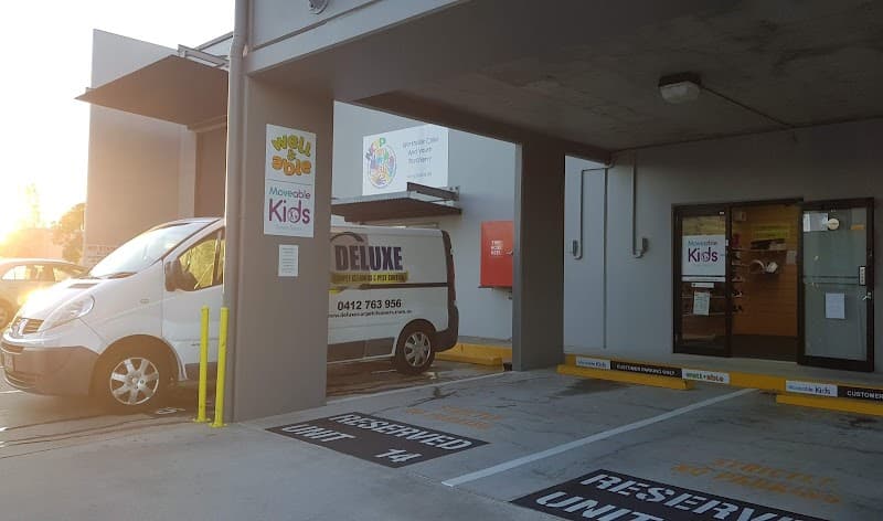 Deluxe Carpet Cleaners - Tile and Grout Cleaning, Pest Control - Carpet Cleaners in Mitchelton, QLD