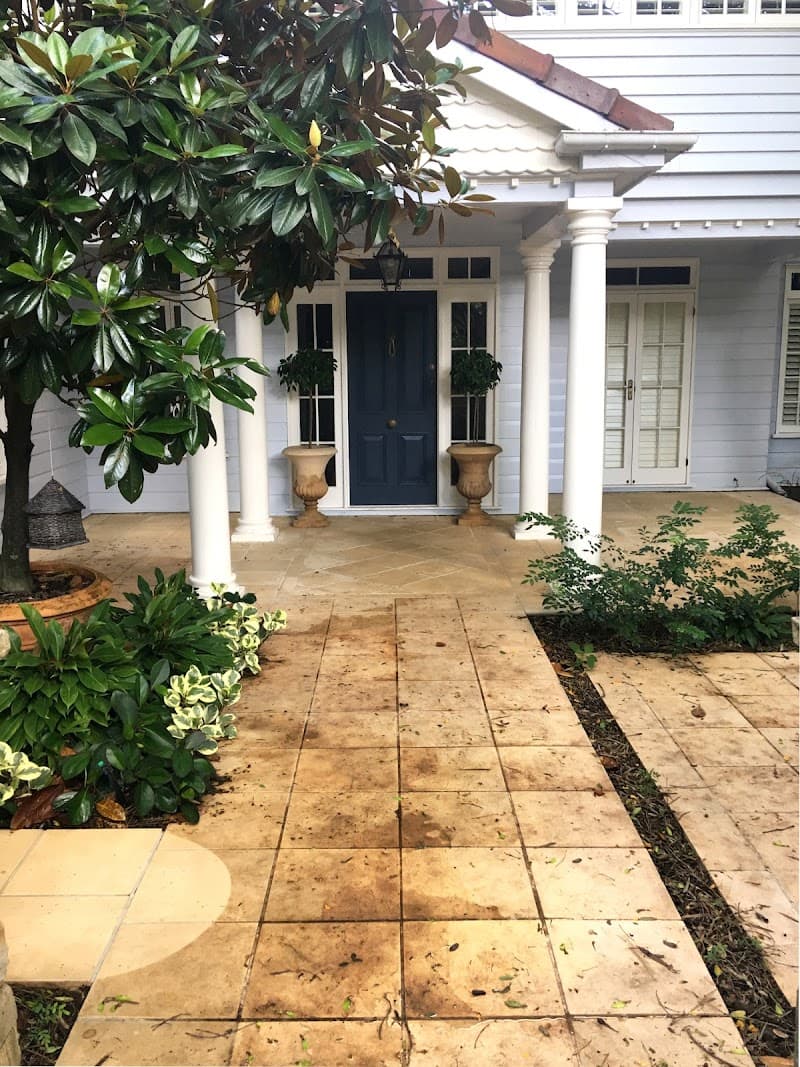 Arozon Services - Indooroopilly, QLD