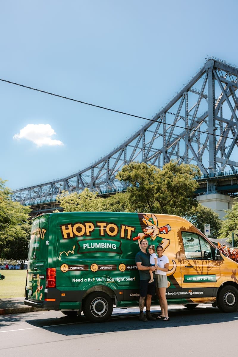 Hop To It Plumbing - Plumbers in Holland Park, QLD