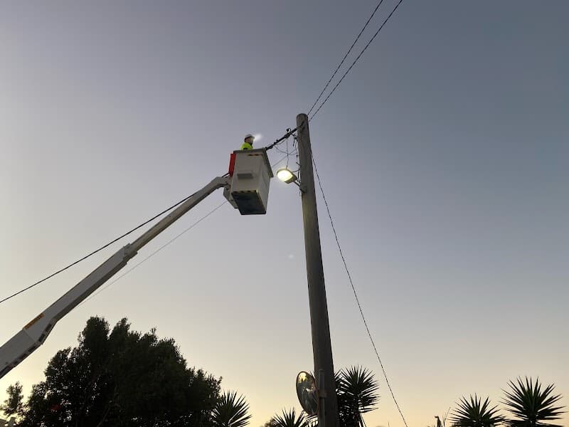 Tweed Level 2 Electrician - Electricians in Coolangatta, QLD