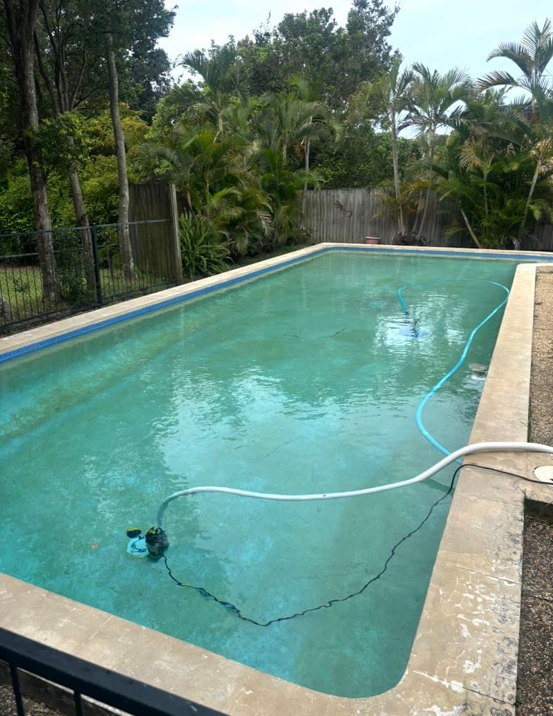 Pool Busters - Pool Services in Lawnton, QLD