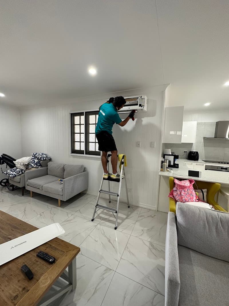 F&P Elite Cleaning - Carpet Cleaners in Brisbane City, QLD