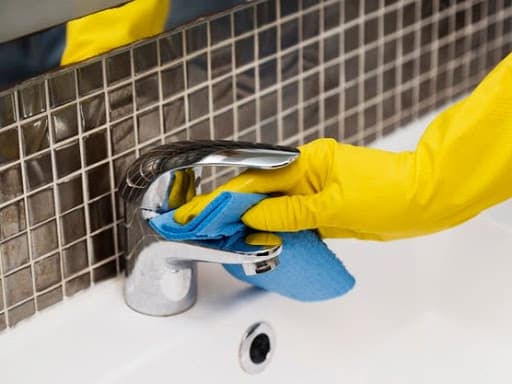 ELMMS Services - Cleaners in Kippa-Ring, QLD
