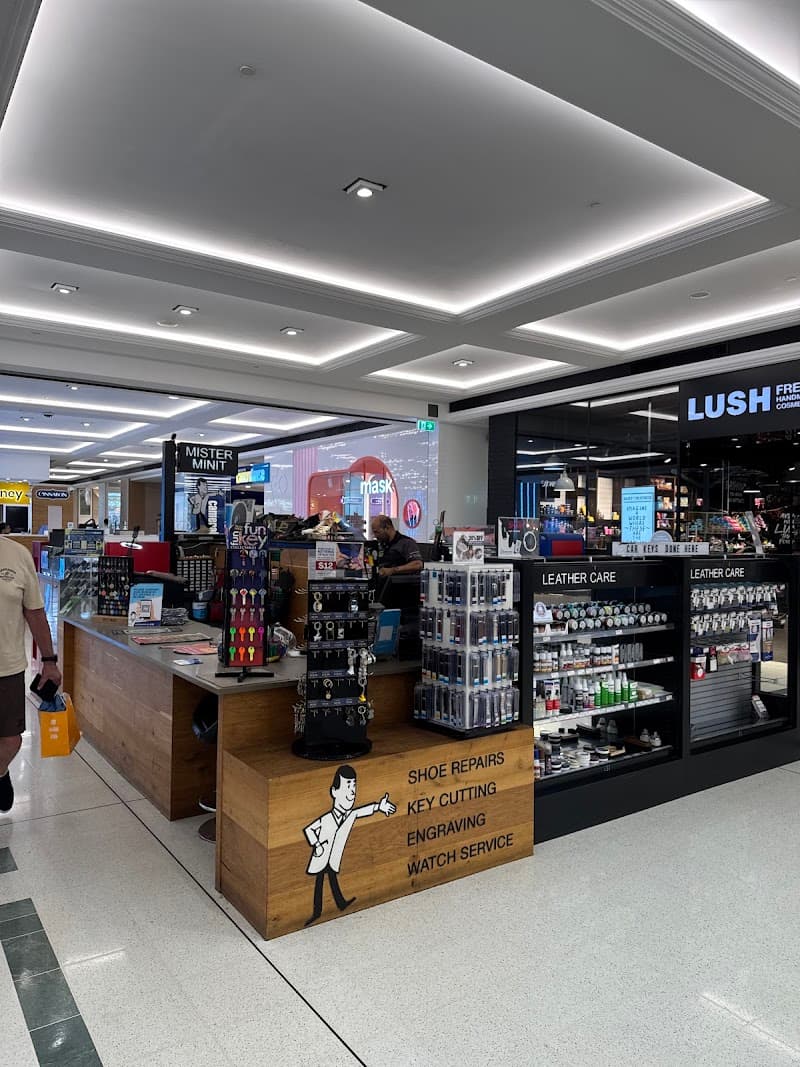 Mister Minit Pacific Fair Broadbeach - Locksmiths in Broadbeach, QLD