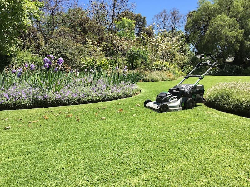 EcoQuiet Mowing & Garden Care Brisbane - Gardeners in Kelvin Grove, QLD