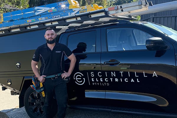 Scintilla Electrical & Air - Electricians in Hendra, QLD